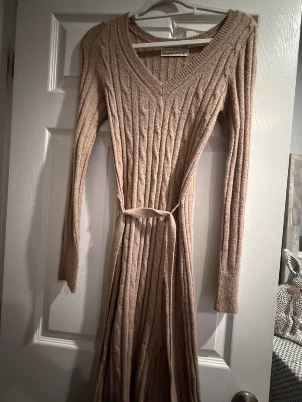 Abercrombie & Fitch Beige Cable-Knit V-Neck Sweater Dress